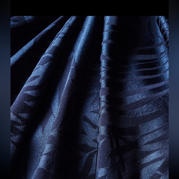 Aldana stretch silk dress by Veronica Beard - Picture 3 of 4